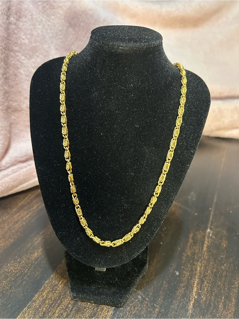 Women’s Gold Rope Link Necklace - Timeless Chain Jewelry